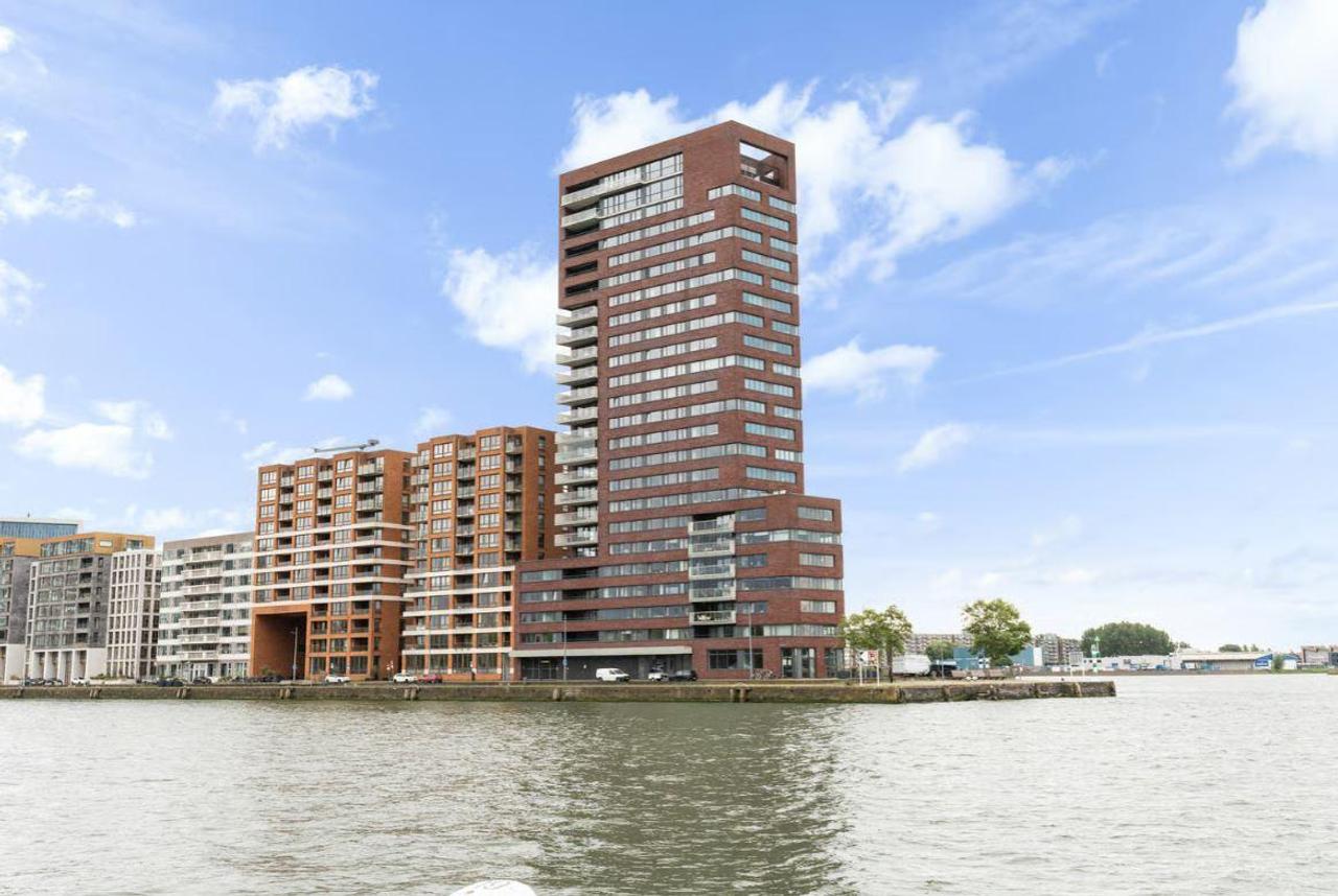 135 m² appartement met Maaszicht in Rotterdam - Afbeelding 1