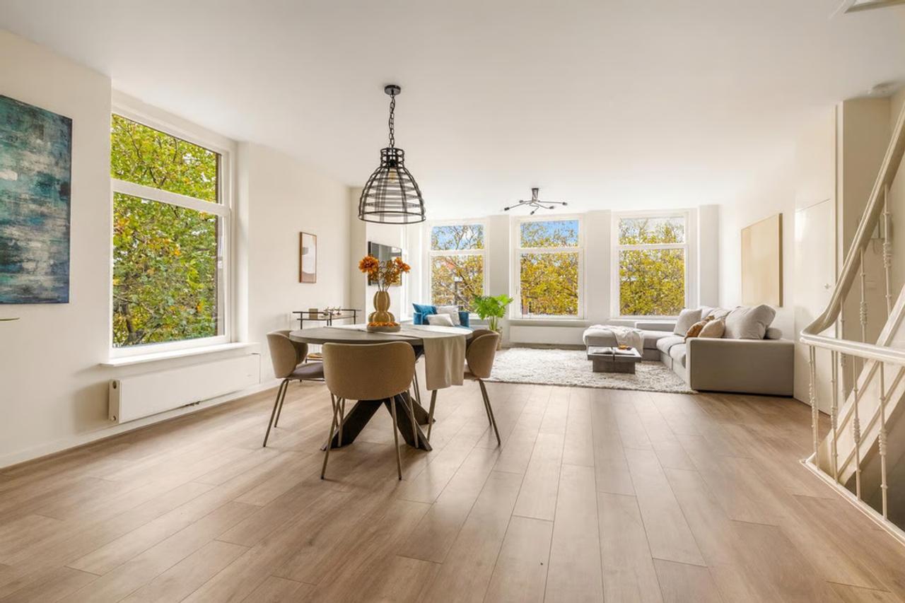 Gemeubileerd 4-kamerappartement met balkon - Afbeelding 3