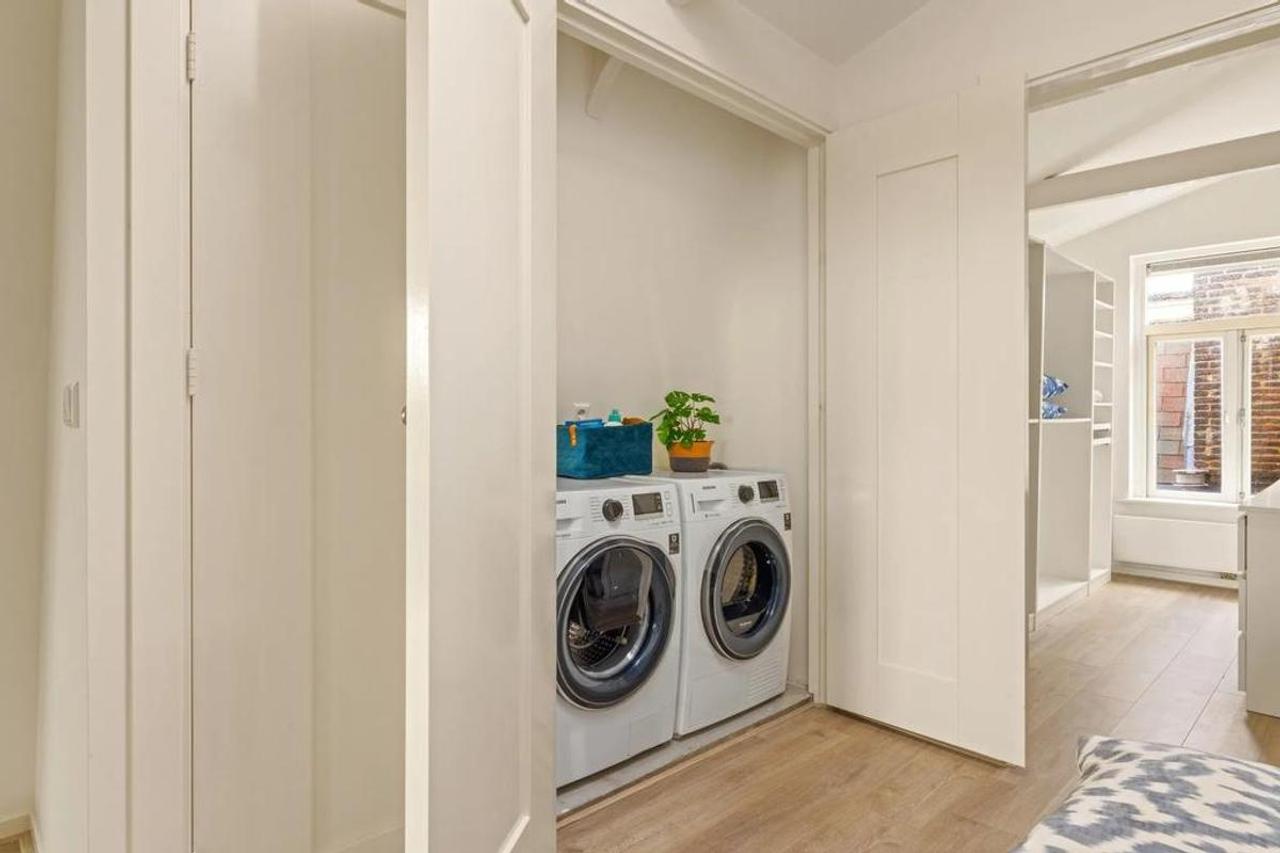 Gemeubileerd 4-kamerappartement met balkon - Afbeelding 13