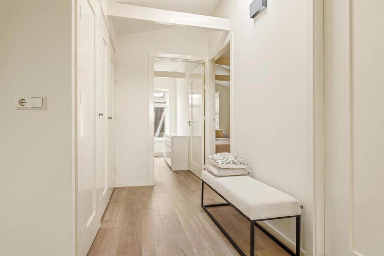 Gemeubileerd 4-kamerappartement met balkon - Afbeelding 16