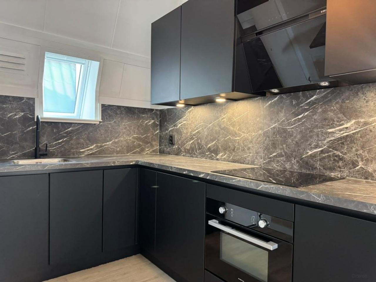 Available Now: 2-Bedroom Apartment in Almelo - Image 2