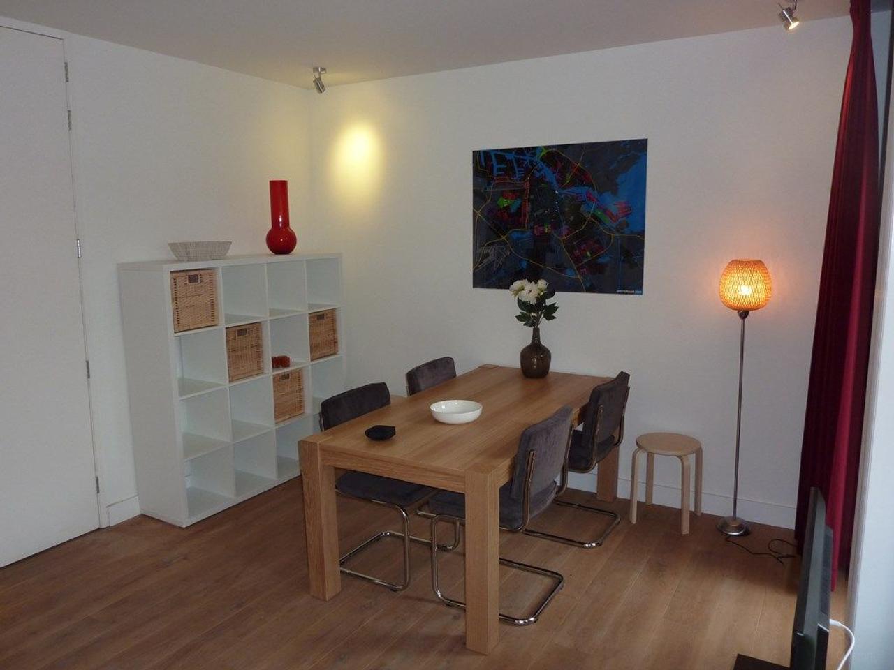 Furnished 1-Bedroom Apartment Near Vondelpark - Image 7
