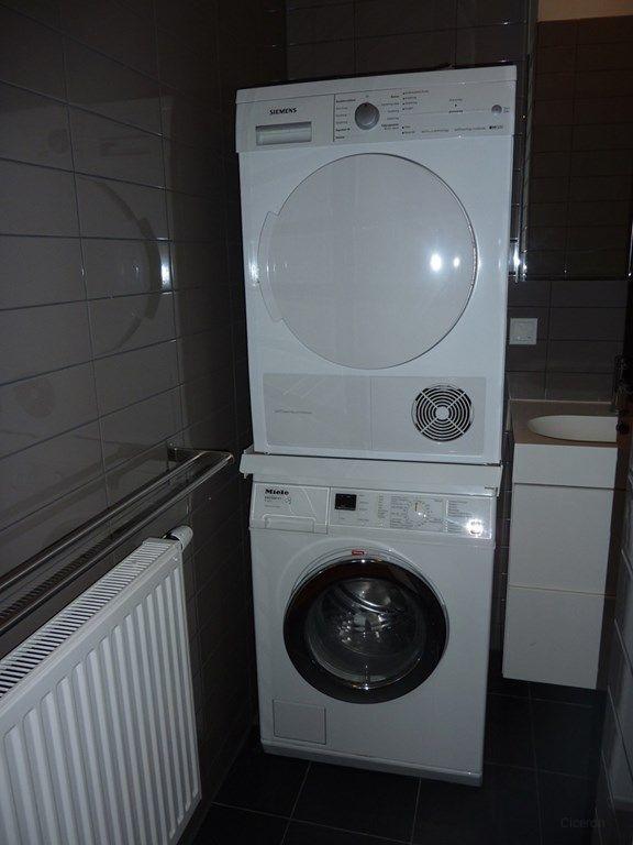 Furnished 1-Bedroom Apartment Near Vondelpark - Image 10
