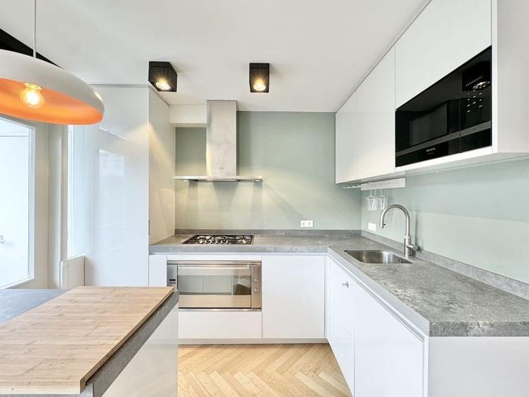 Furnished 1-Bedroom Apartment with Balcony - Image 12