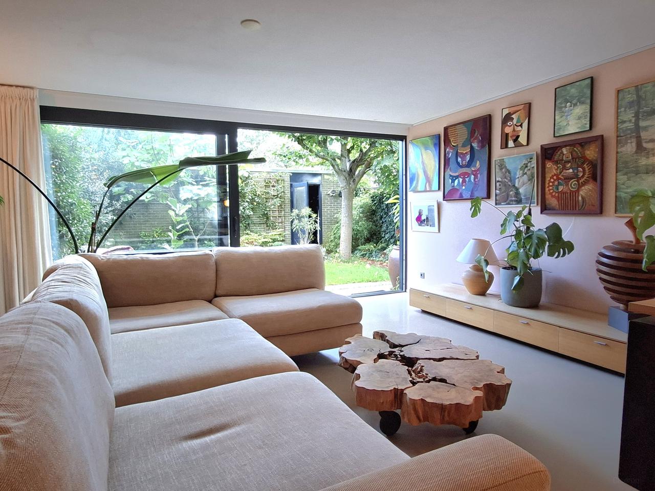 140 m² Rental Home with Garden in Amsterdam North - Image 2
