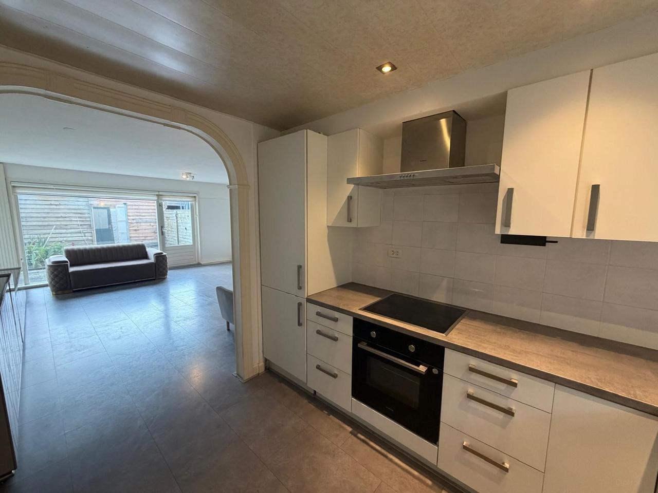 4-Bedroom House with Garden in Haarlem - Image 9