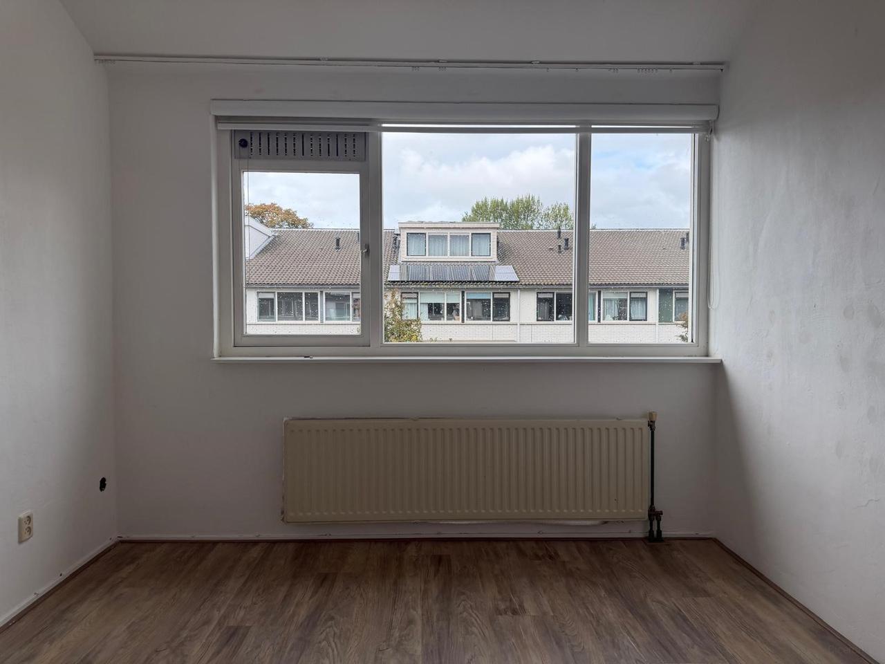 4-Bedroom House with Garden in Haarlem - Image 12