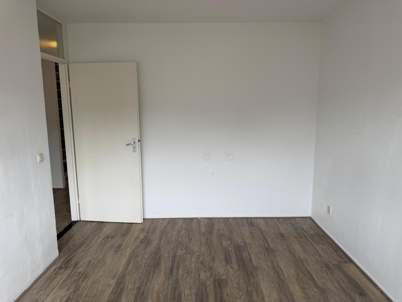 4-Bedroom House with Garden in Haarlem - Image 17