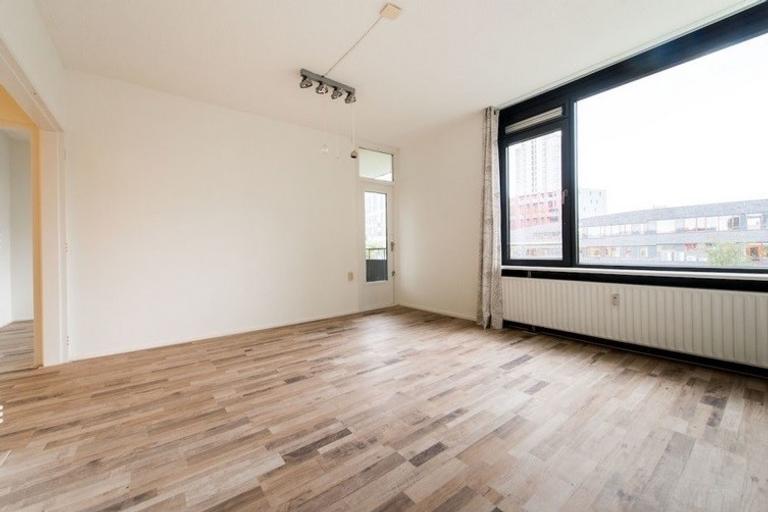 70 m² apartment near Amsterdam Zuid - Image 12