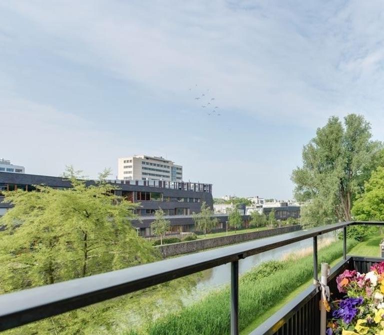 70 m² apartment near Amsterdam Zuid - Image 16