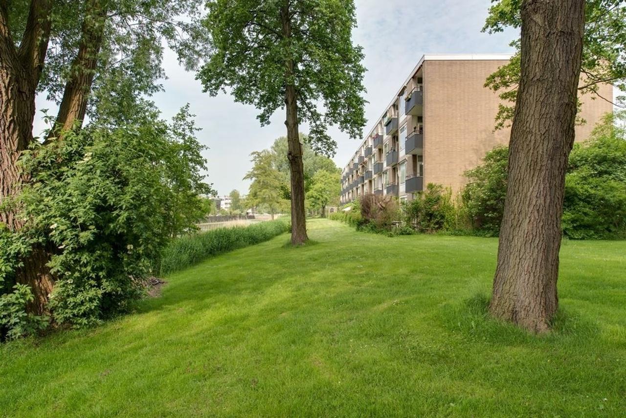 70 m² apartment near Amsterdam Zuid - Image 22