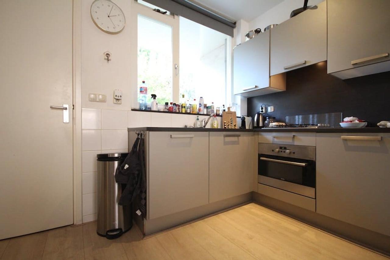 2-slaapkamerappartement met terras in Leiden - Afbeelding 5