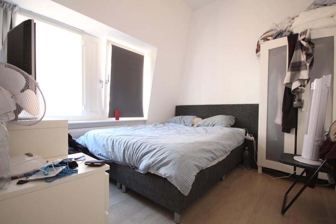 2-slaapkamerappartement met terras in Leiden - Afbeelding 10