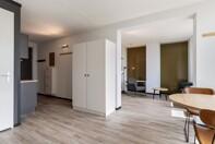 Furnished 1-Bedroom Apartment for Students - Image 2