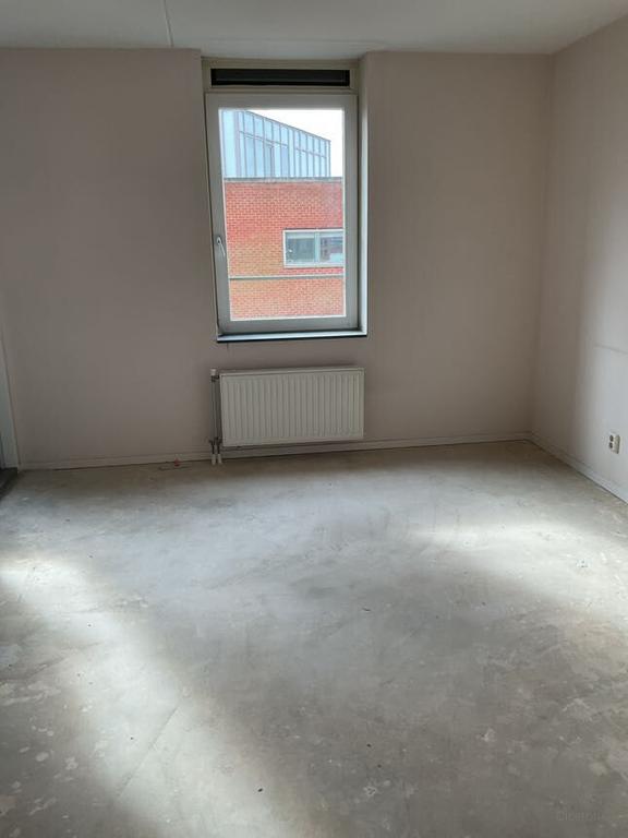 113 m² Apartment with Balcony and Garage - Image 4