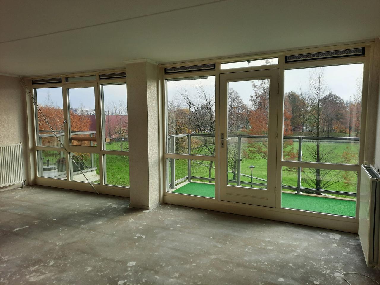 113 m² Apartment with Balcony and Garage - Image 5