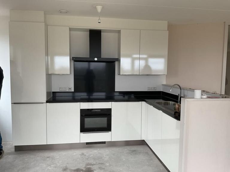 113 m² Apartment with Balcony and Garage - Image 7