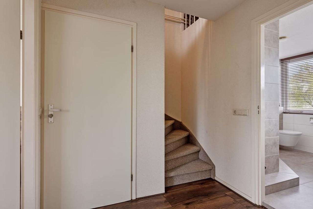 127 m² gezinswoning met tuin in Veenendaal - Afbeelding 13