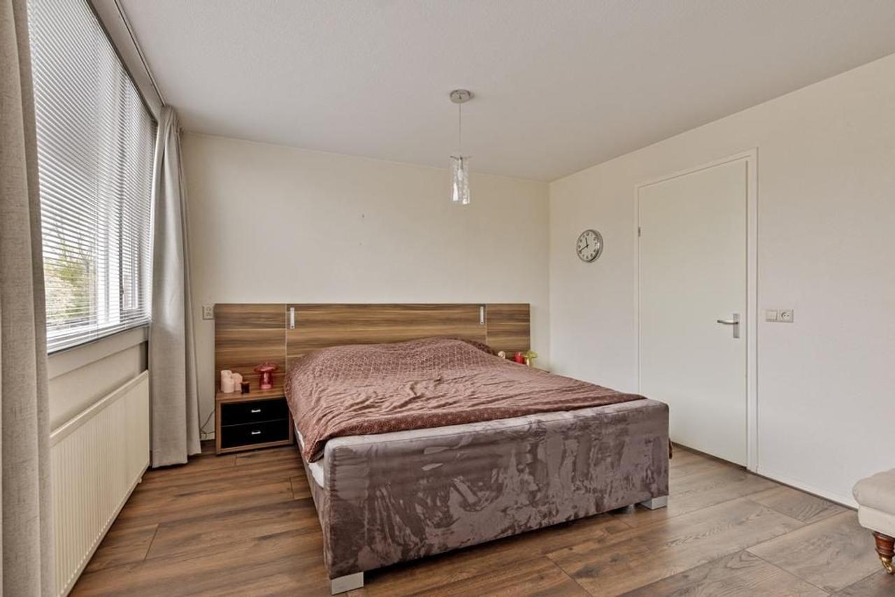 127 m² gezinswoning met tuin in Veenendaal - Afbeelding 15