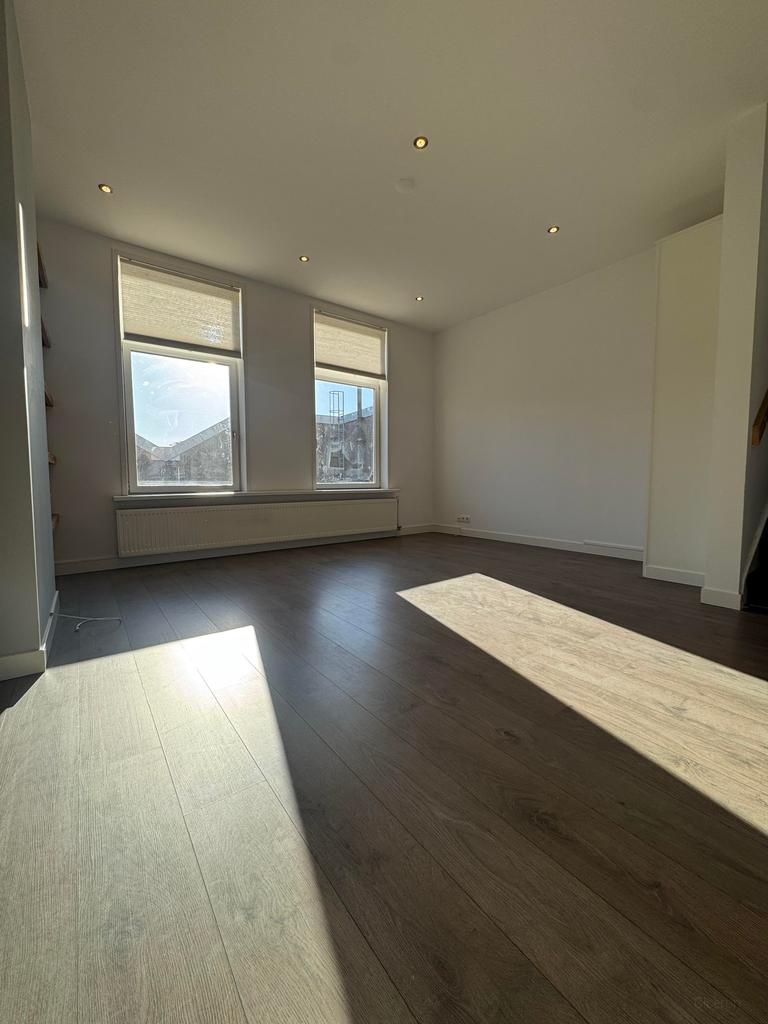 Bovenwoning met balkon in Hillegersberg - Afbeelding 2