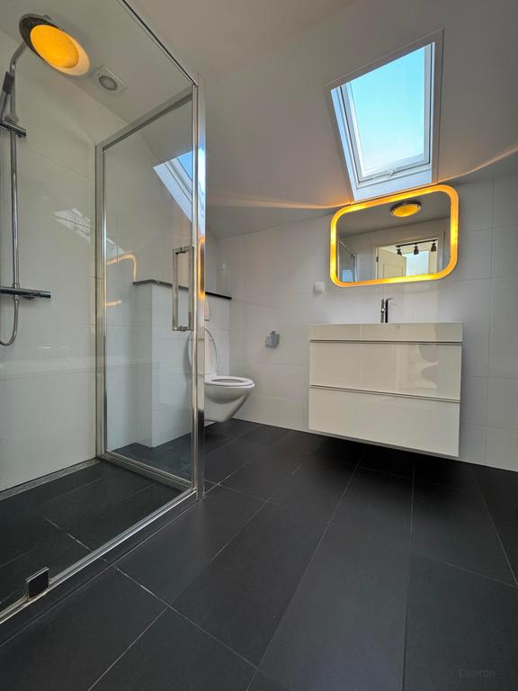 Bovenwoning met balkon in Hillegersberg - Afbeelding 8