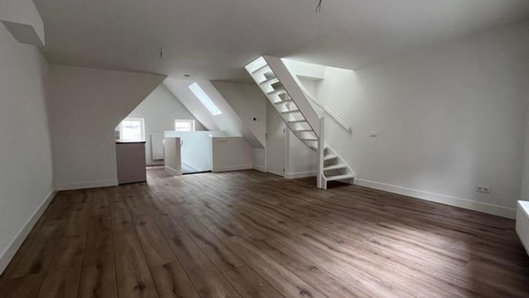 Gerenoveerd 2-kamerappartement in hartje Den Bosch - Afbeelding 2