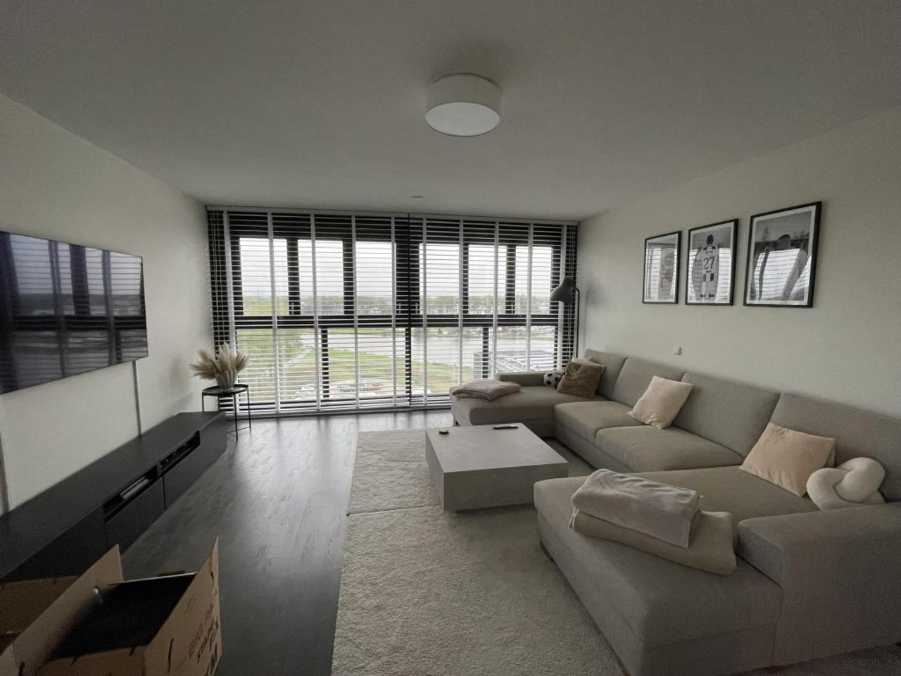 103 m² wonen met zwembad en uitzicht - Afbeelding 2