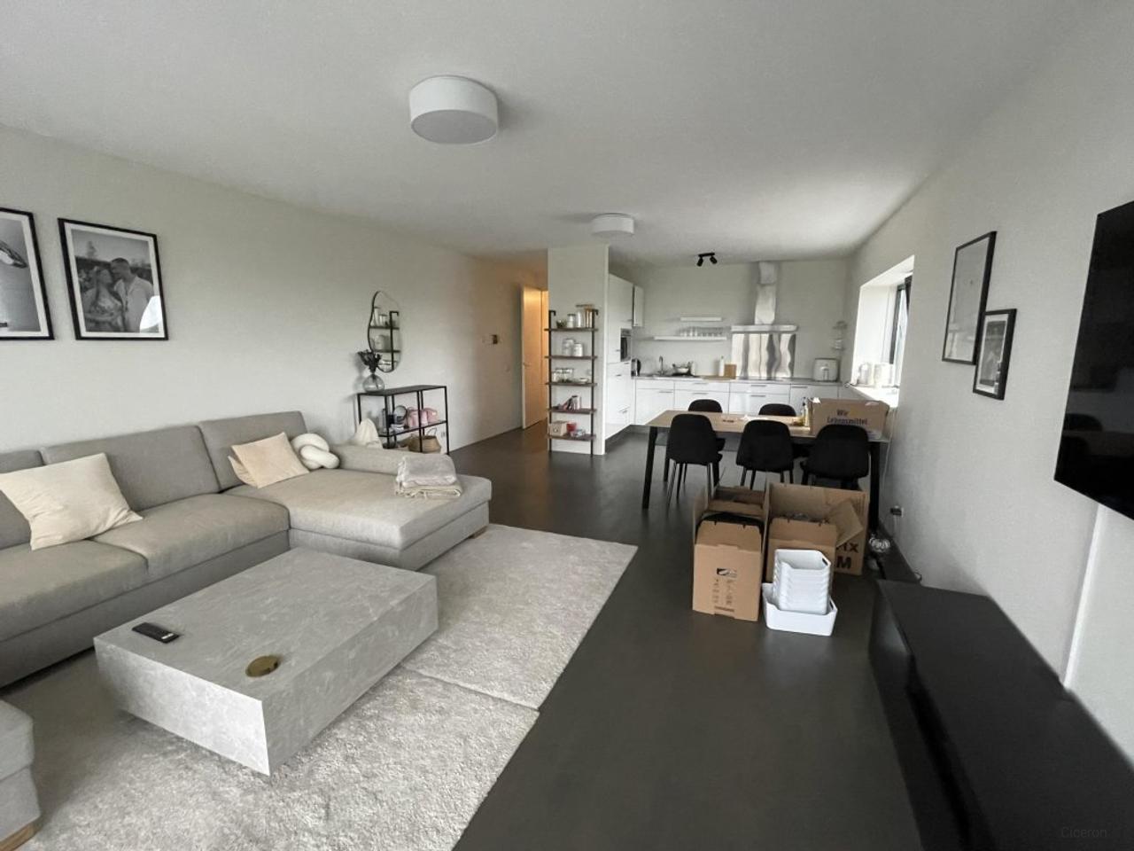 103 m² wonen met zwembad en uitzicht - Afbeelding 6