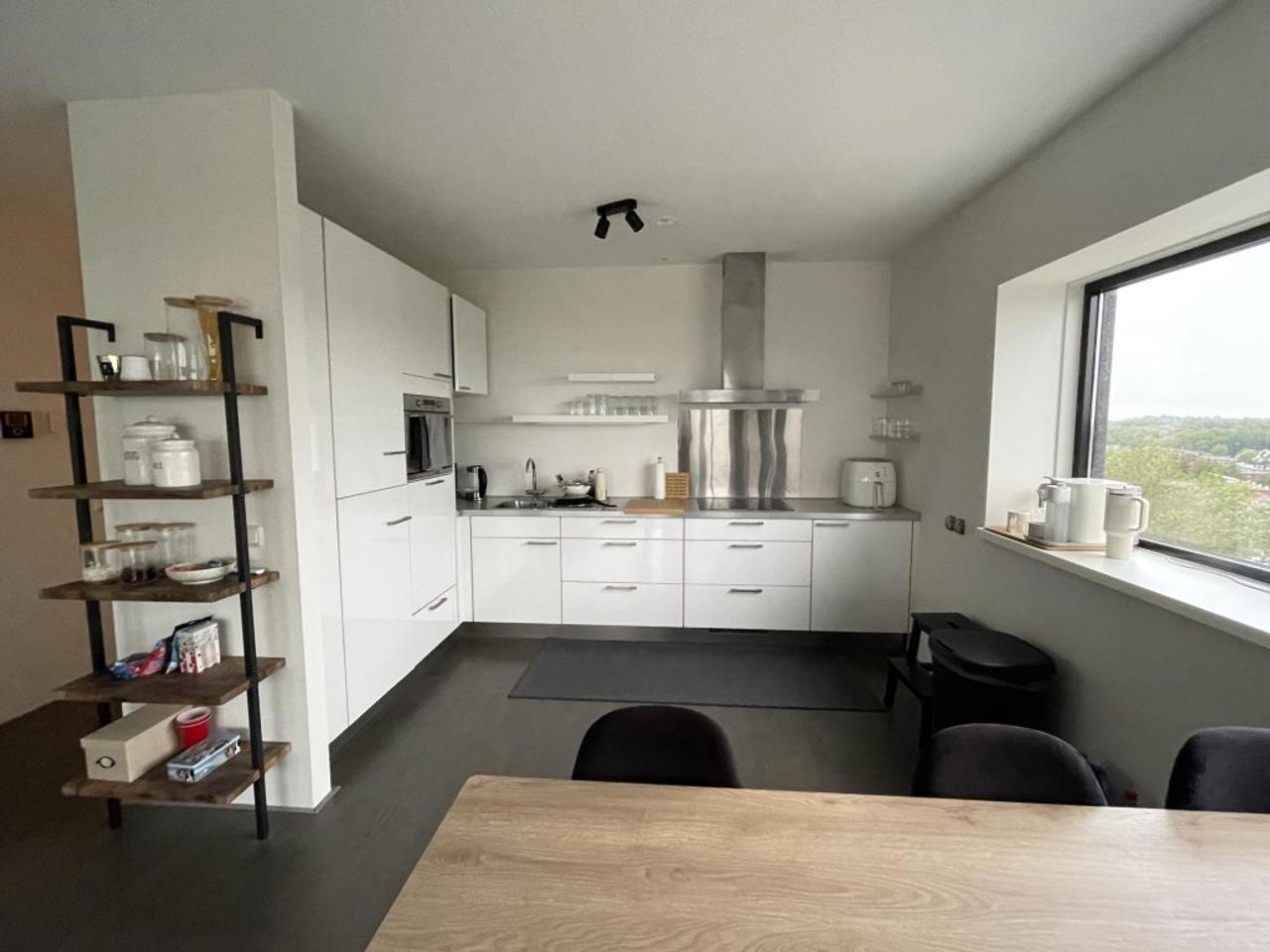 103 m² wonen met zwembad en uitzicht - Afbeelding 7