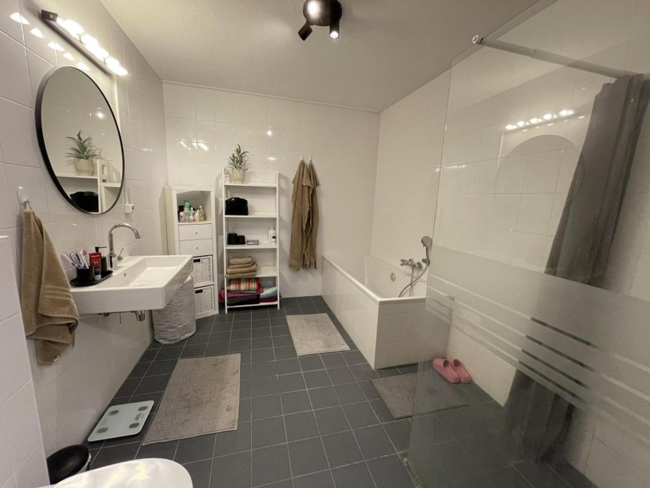 103 m² wonen met zwembad en uitzicht - Afbeelding 8