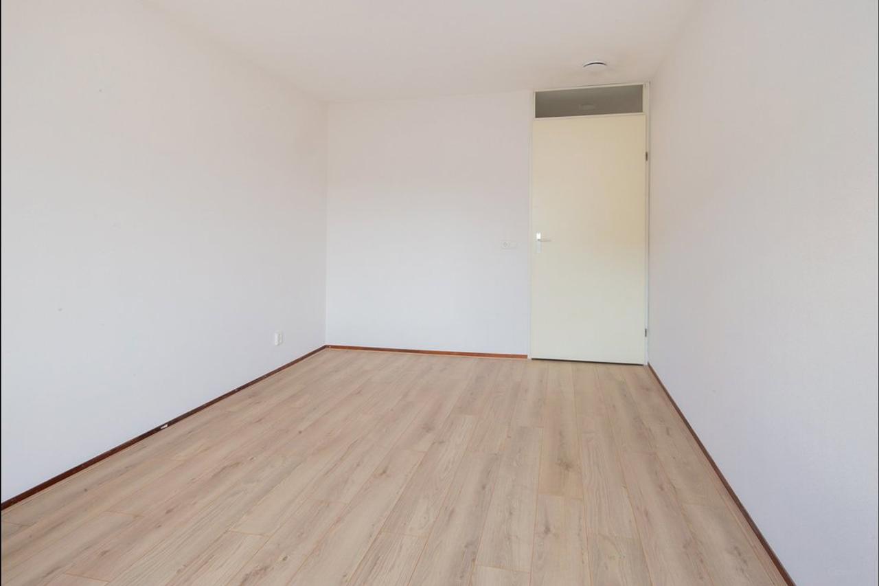 117 m² wonen met zwembad en Maaszicht - Afbeelding 12