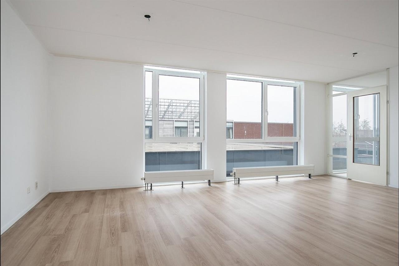 92 m² apartment with loggia in De Meern - Image 2