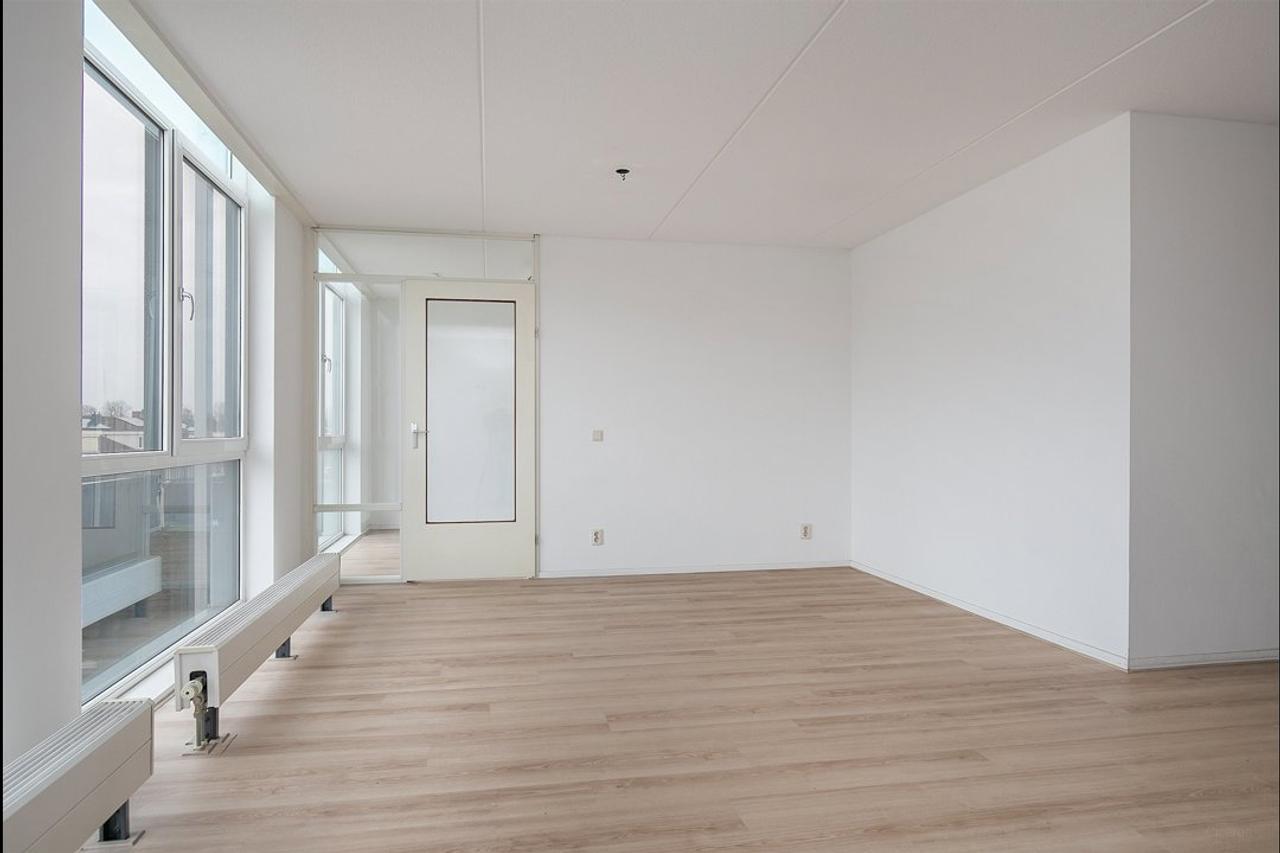 92 m² apartment with loggia in De Meern - Image 3