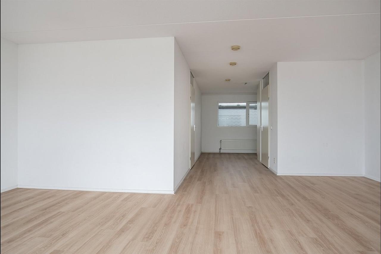 92 m² apartment with loggia in De Meern - Image 4