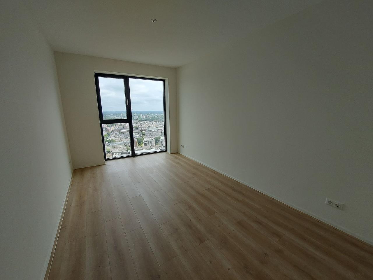 Views from the 30th Floor in The Hague - Image 8