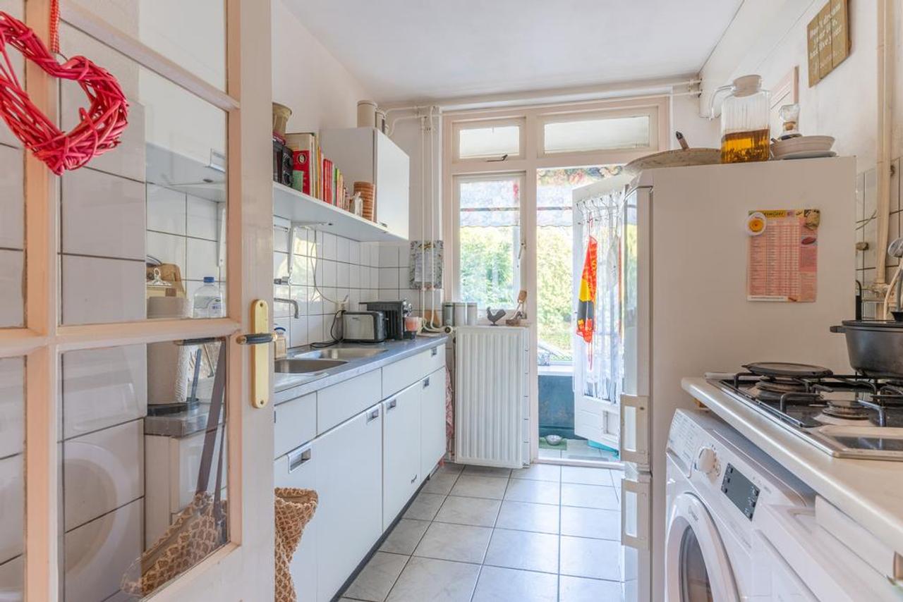 Gemeubileerd appartement met tuin en garage - Afbeelding 3