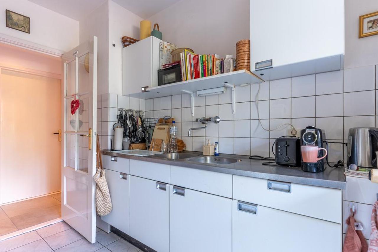 Gemeubileerd appartement met tuin en garage - Afbeelding 5