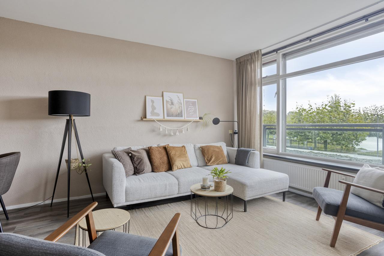 Driekamerappartement met balkon bij Oosterplas - Afbeelding 3