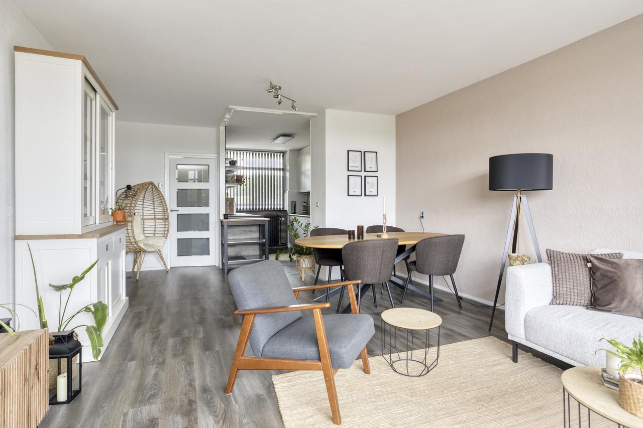 Driekamerappartement met balkon bij Oosterplas - Afbeelding 8