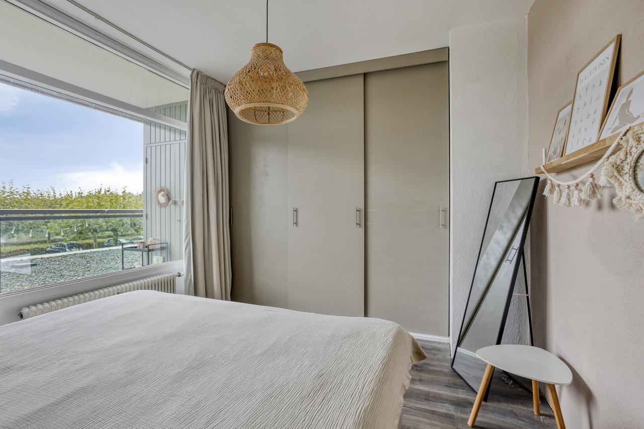 Driekamerappartement met balkon bij Oosterplas - Afbeelding 14
