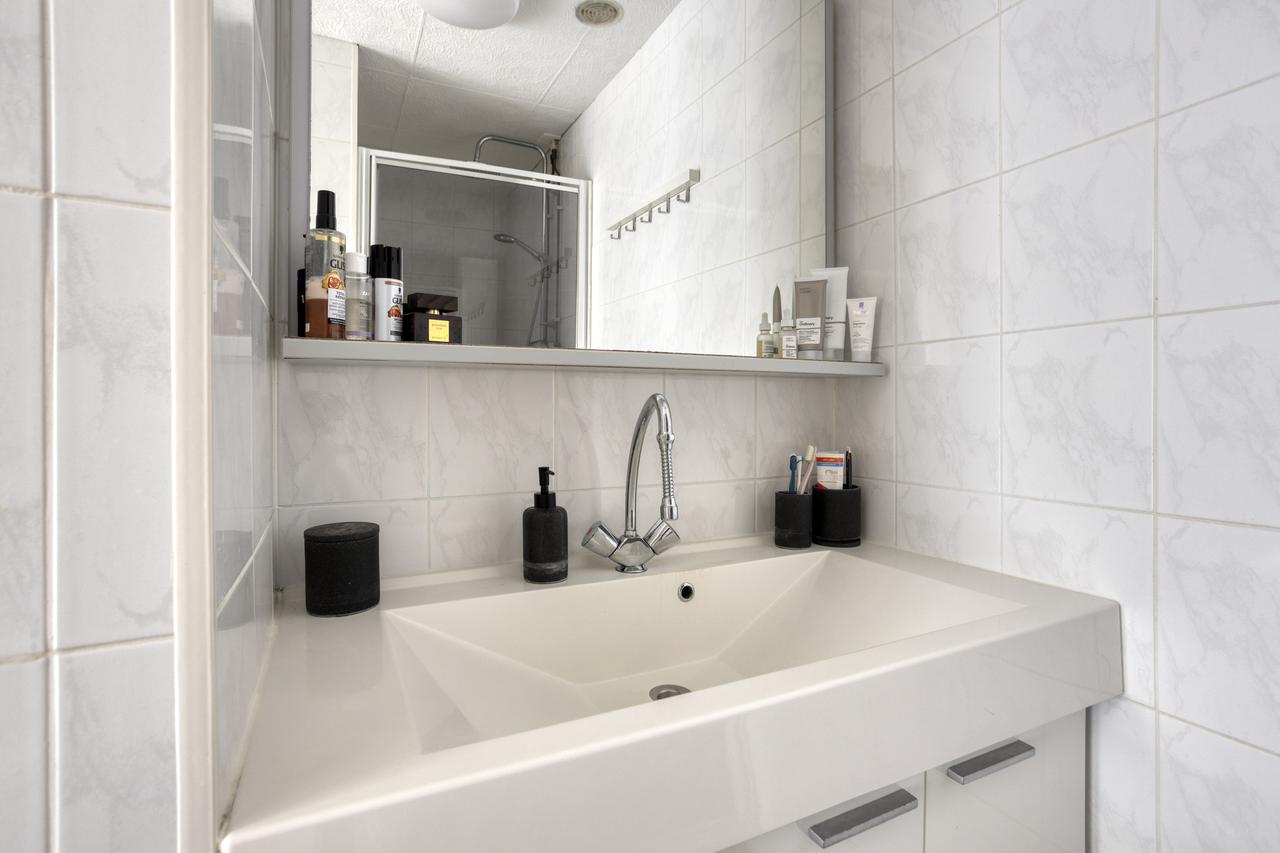 Driekamerappartement met balkon bij Oosterplas - Afbeelding 16