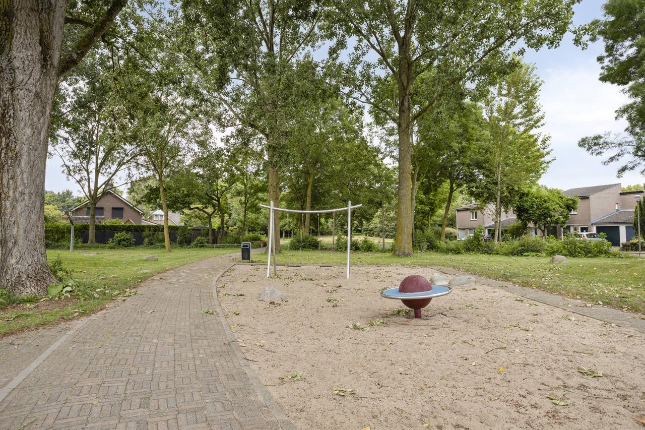 159 m² woning met 4 slaapkamers en tuin - Afbeelding 34