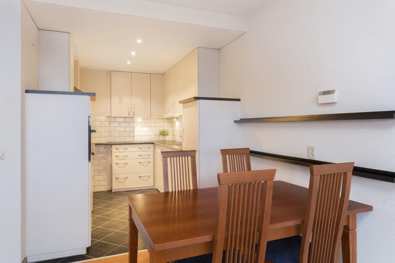 Furnished 1-Bedroom Apartment with Green Views - Image 6