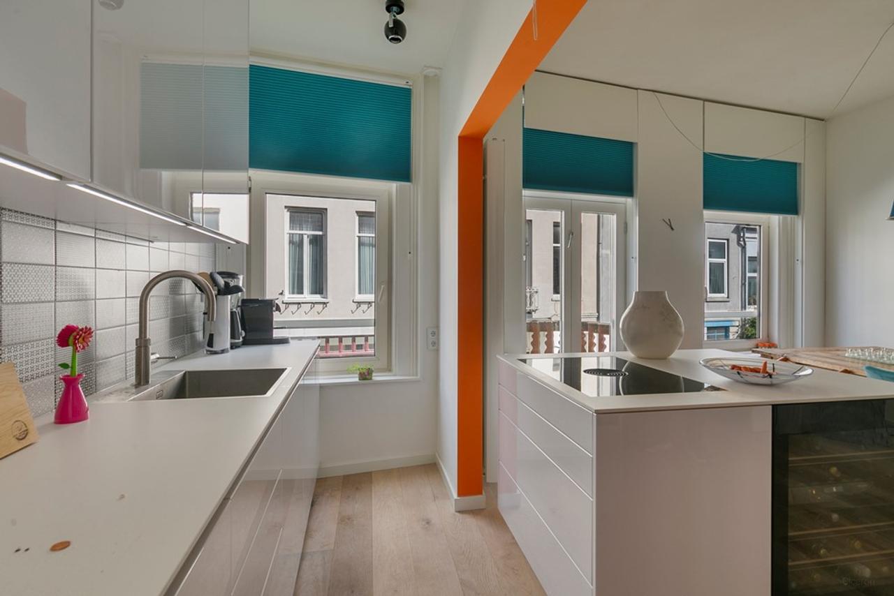 Two Sunny Balconies in Spijkerbuurt - Image 16