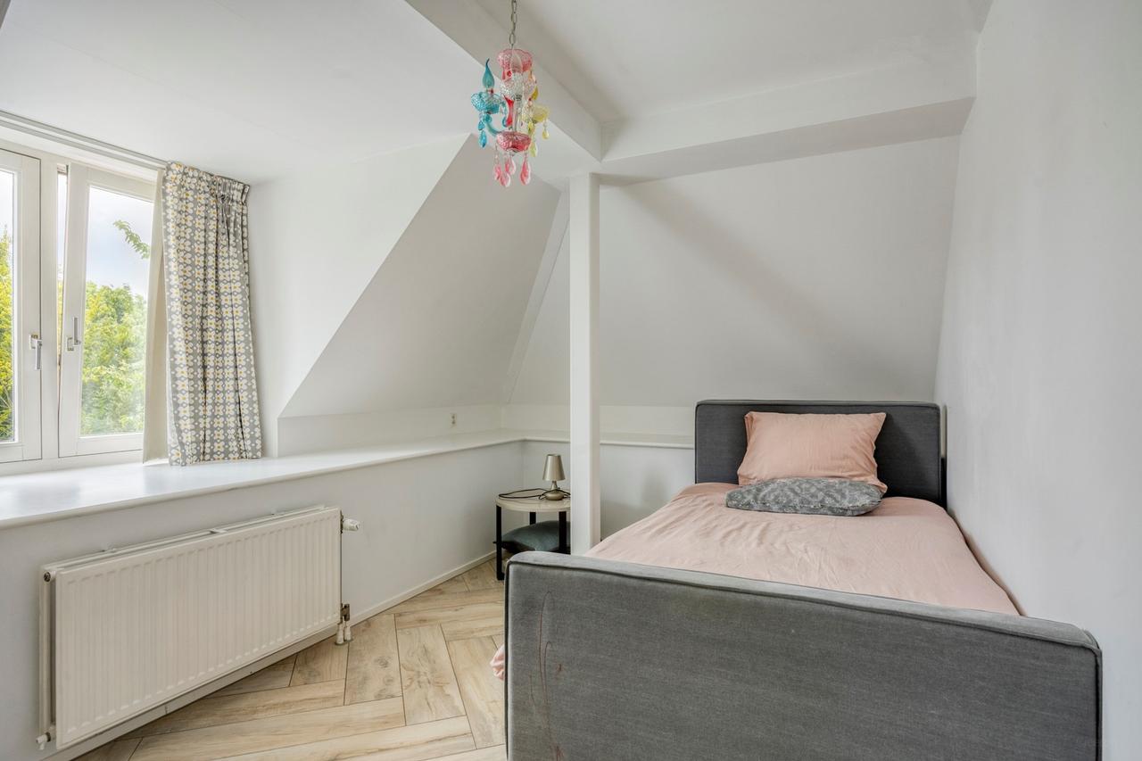 Furnished waterfront villa in Watergang - Image 39
