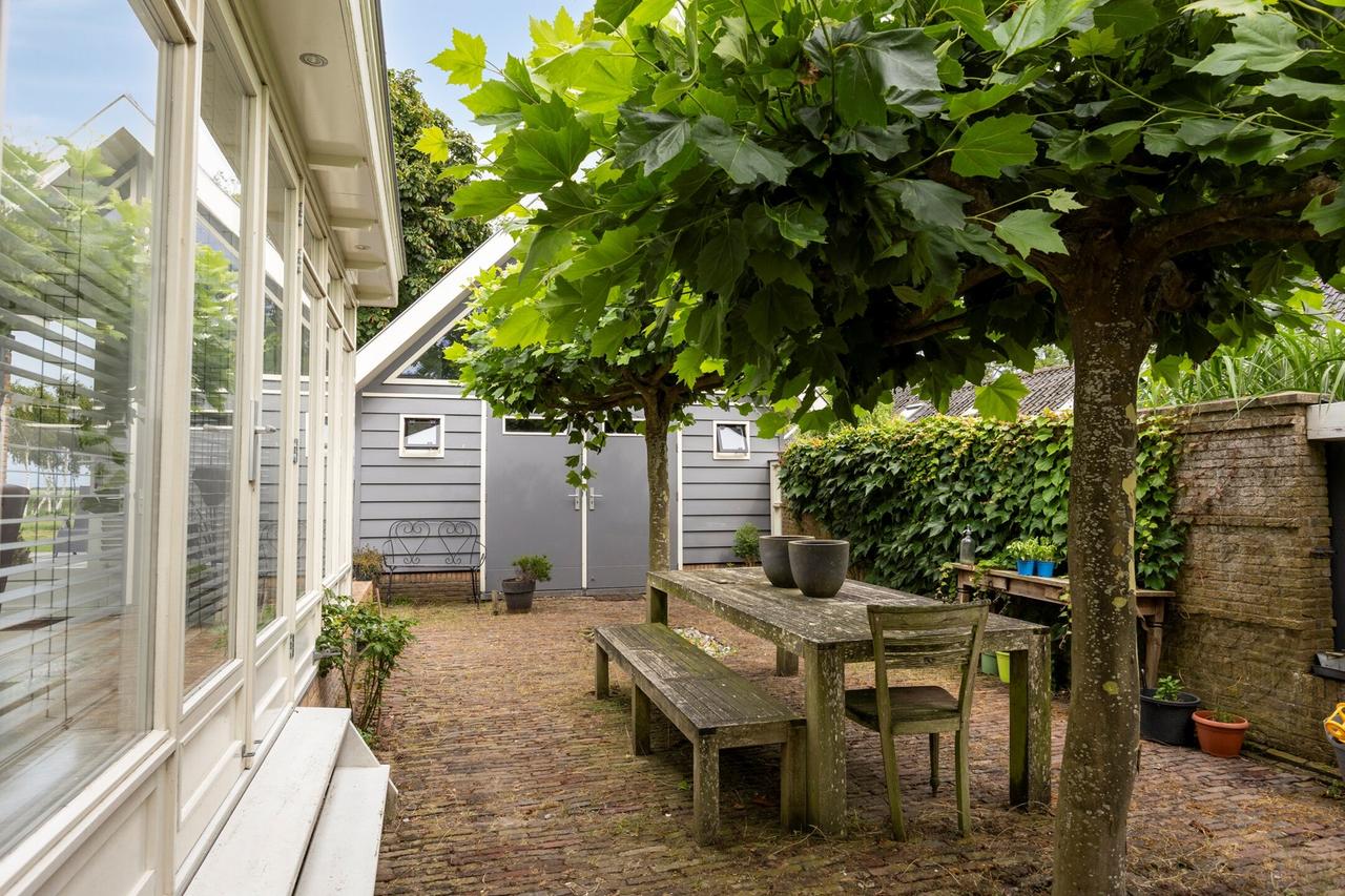 Furnished waterfront villa in Watergang - Image 57