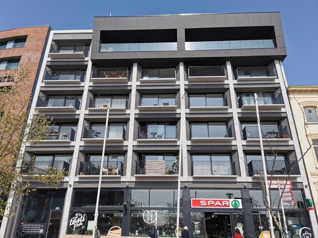 South-Facing Balcony with Views at Willemsplein - Image 1