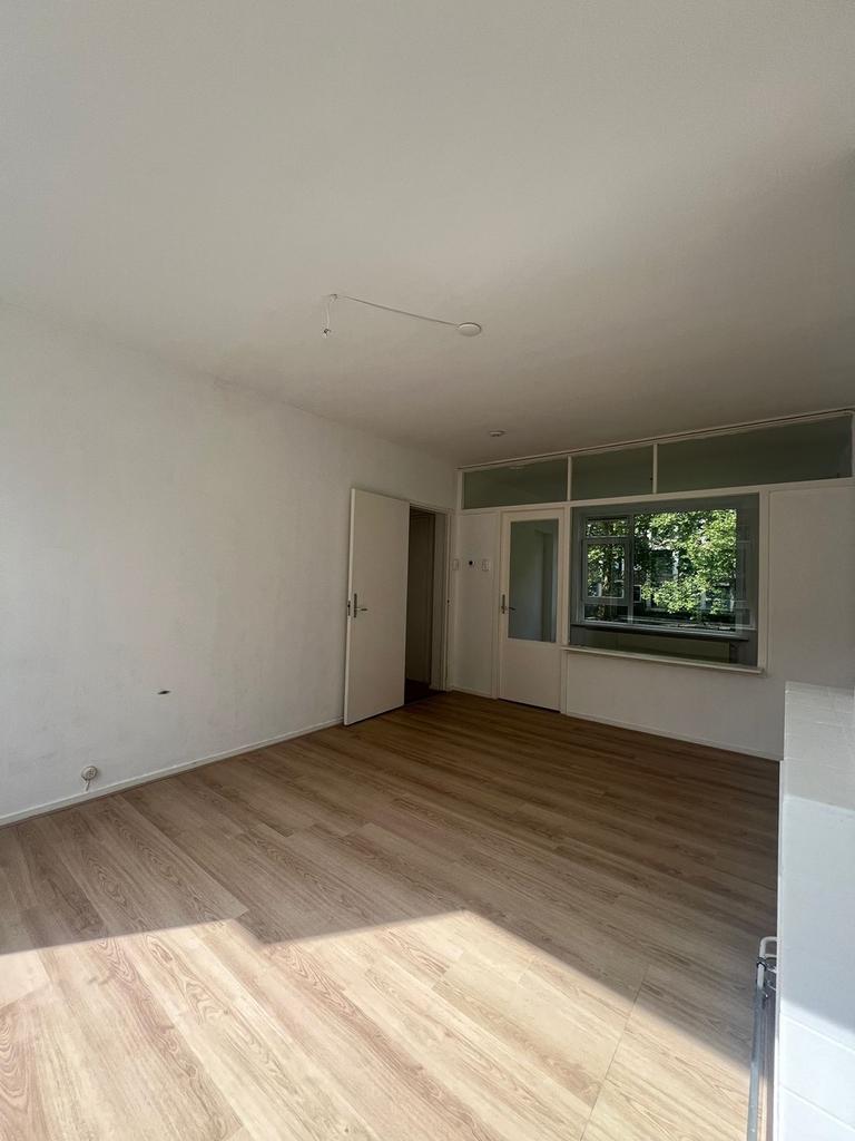 3-kamerappartement met balkon in Oud-Mathenesse - Afbeelding 2