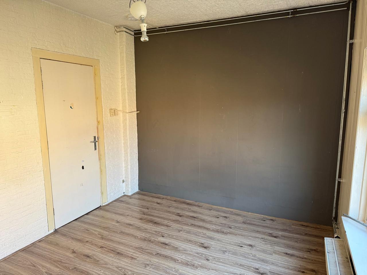 Studentenkamer met eigen woonkamer in Zeeheldenbuurt - Afbeelding 3