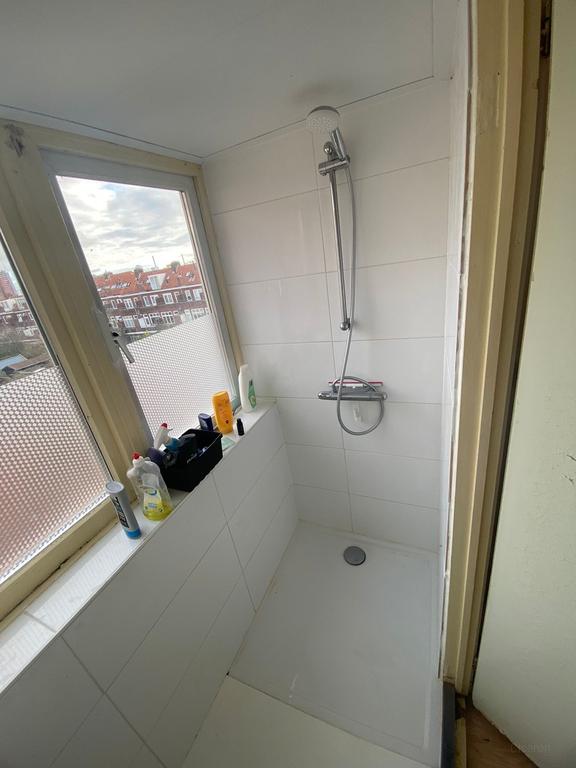 Studentenkamer met eigen woonkamer in Zeeheldenbuurt - Afbeelding 8